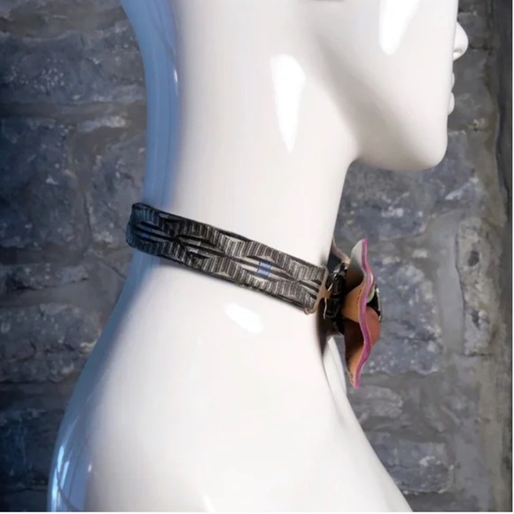 Guillotine Sculpted Bow Tie: Cianãn - Picture 3 of 3